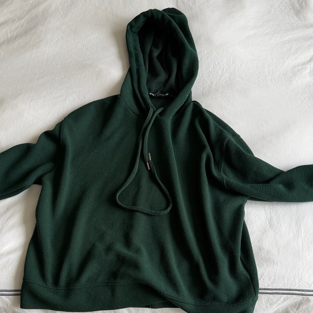 Zara Women's Dark Green Hoodie Sweater